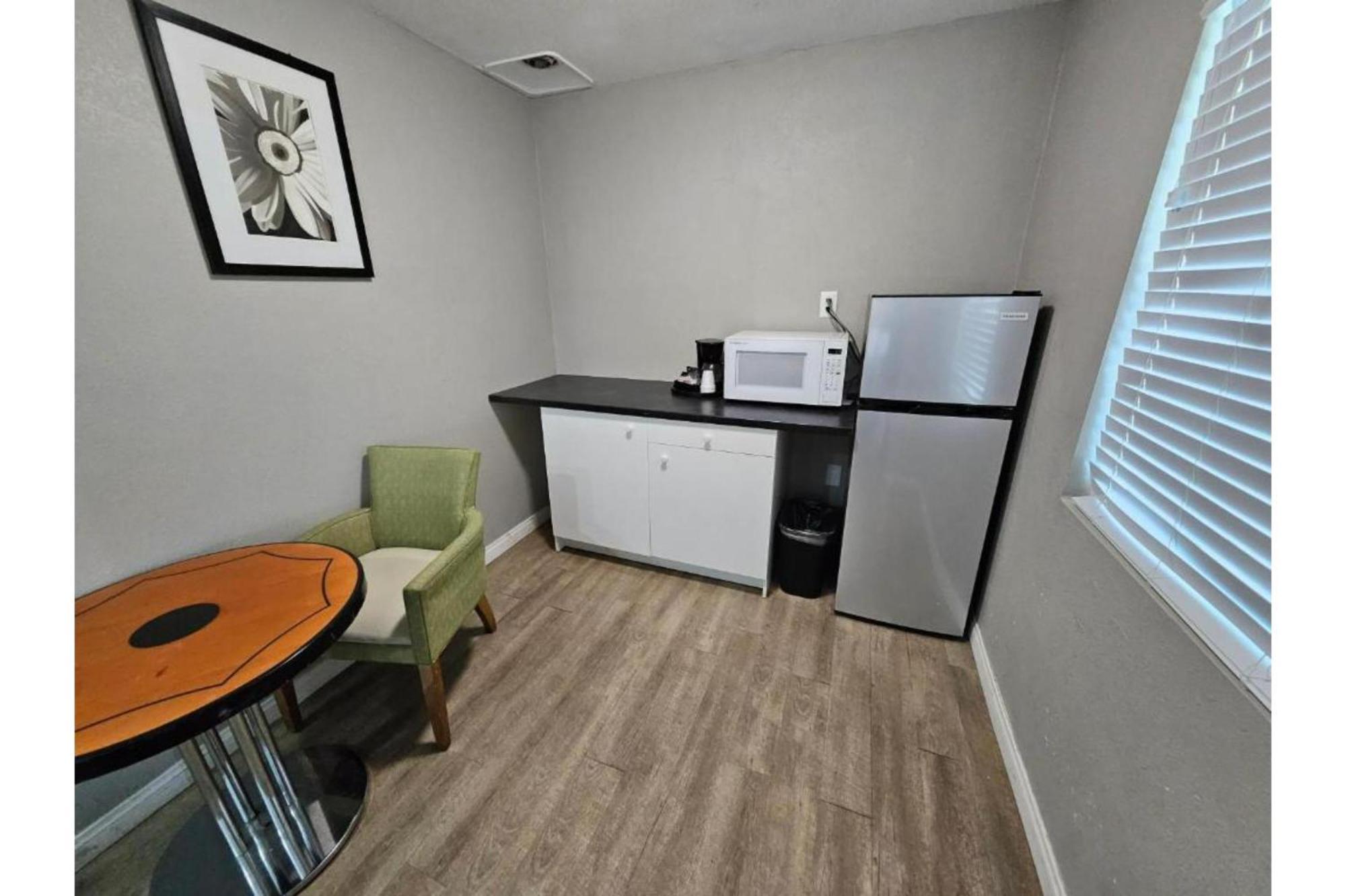 Hotel Ridgecrest An Extended Stay Studio Bagian luar foto