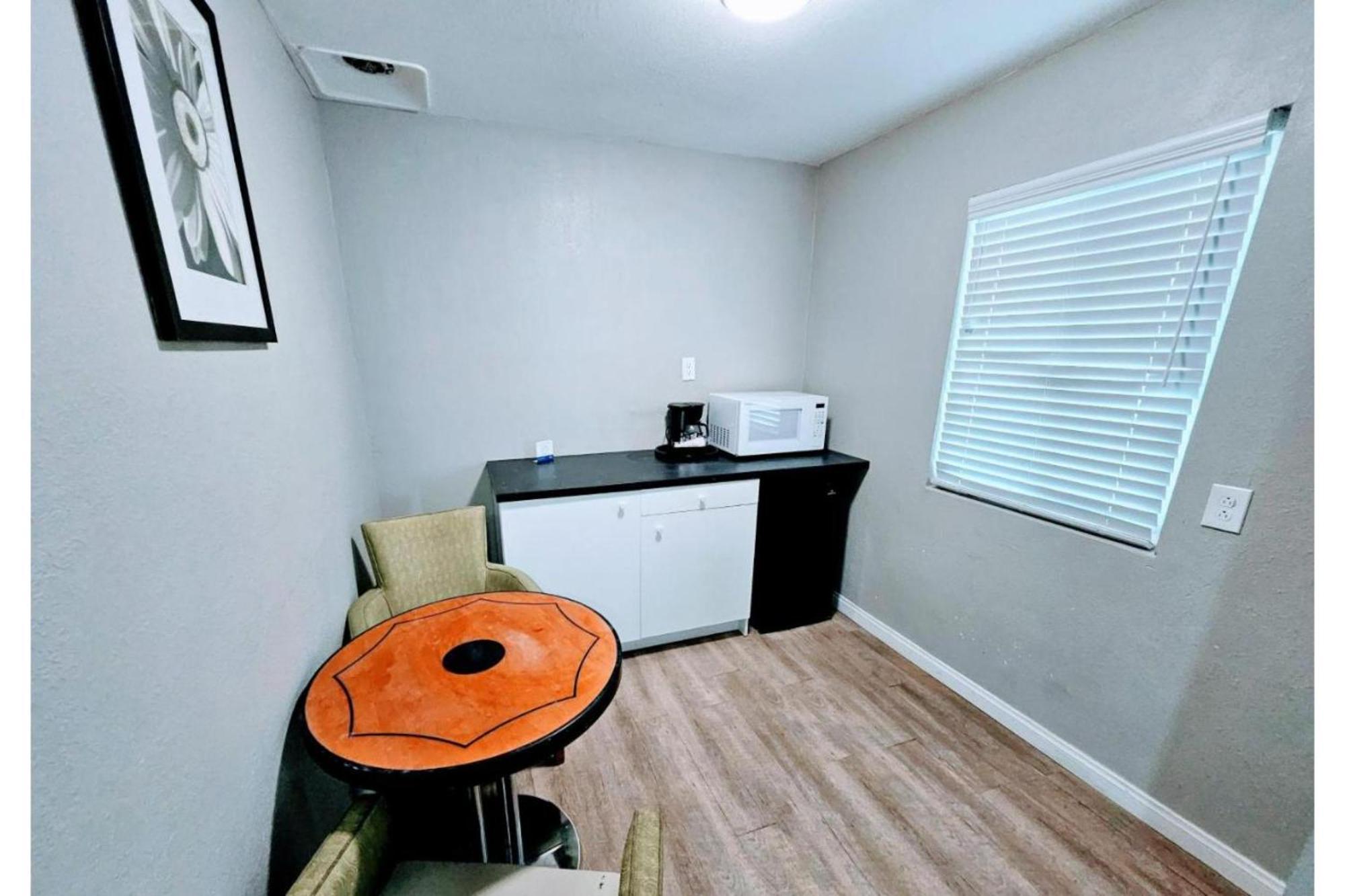 Hotel Ridgecrest An Extended Stay Studio Bagian luar foto